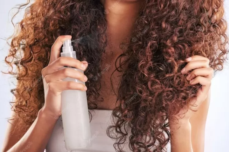 Benefits of Leave-In Conditioner for Curly Hair